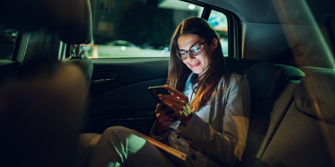 Tele2 снова делает понедельники приятными