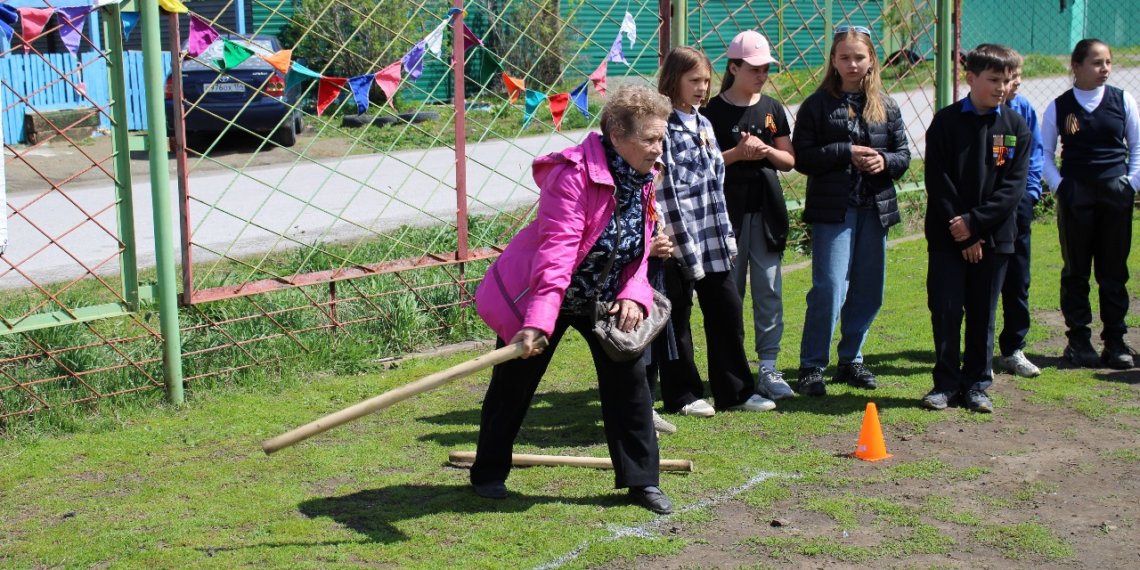 Любители спорта сразились в троеборье в Пашино