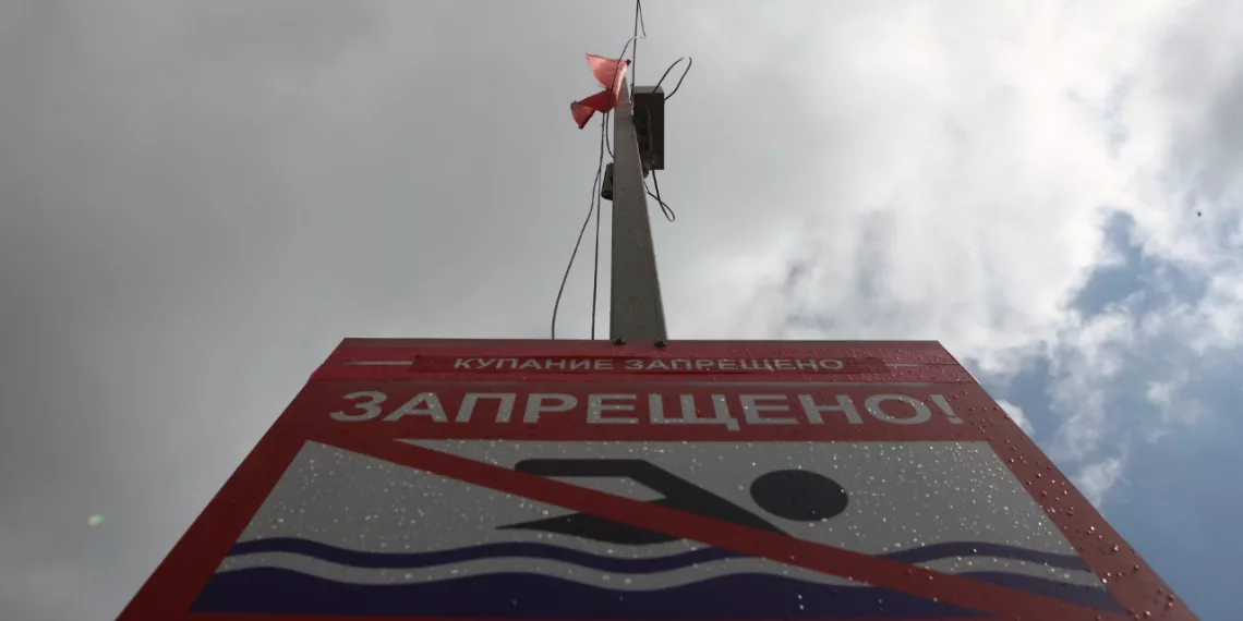 Девятиклассник утонул во время плавания на бревне в Новосибирске