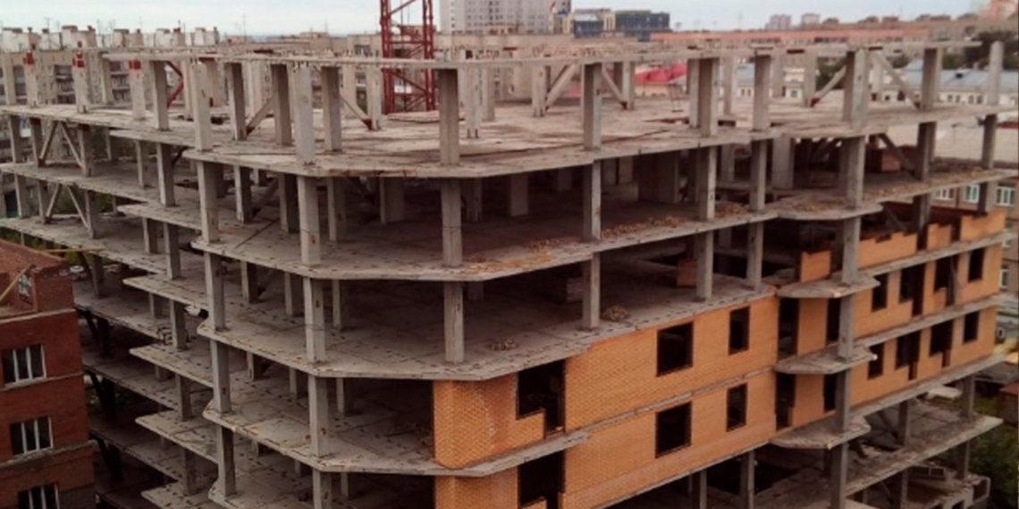 Прокуратура заинтересовалась экстремальными прогулками детей в долгострое Новосибирска