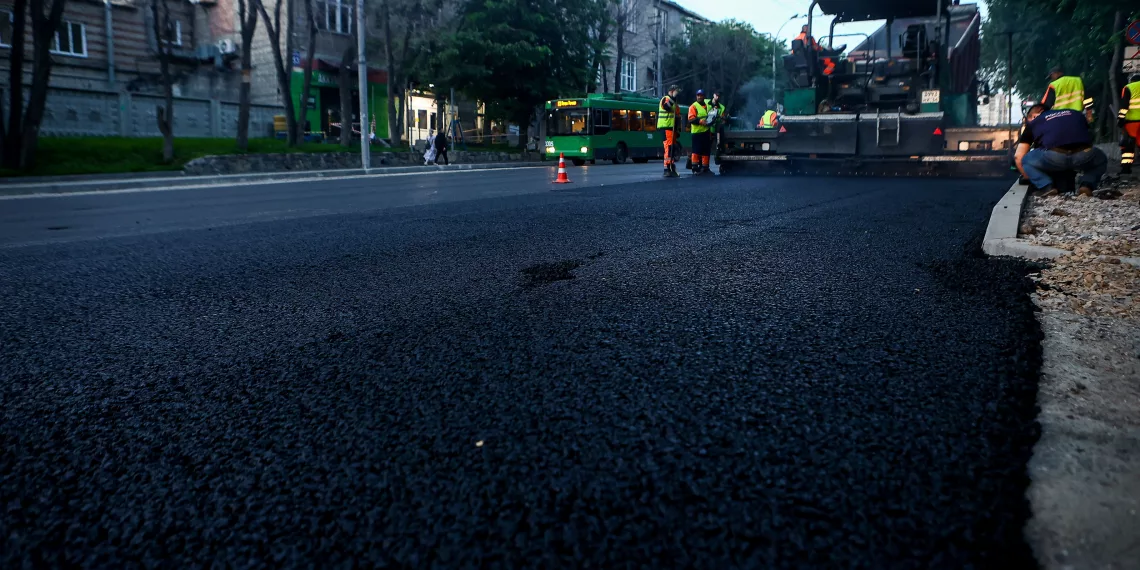 Капремонт почти 2 км дороги на Писарева ведут в рамках БКД в Новосибирске