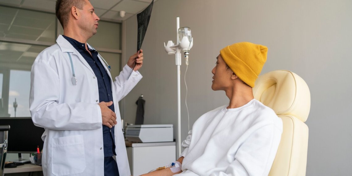 Новосибирские ученые создали краситель для визуализации глиобластомы при операции