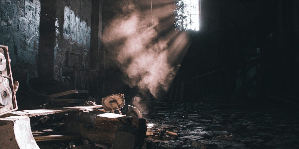 Власти Новосибирска введут режим повышенной готовности из-за риска обрушения дома