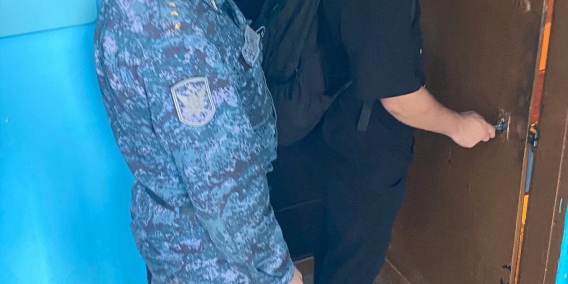 Новосибирцу пришлось обращаться к приставам, чтобы попасть в собственную квартиру