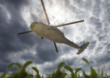 Обломки пропавшего в Якутии вертолета Robinson нашли спустя три дня