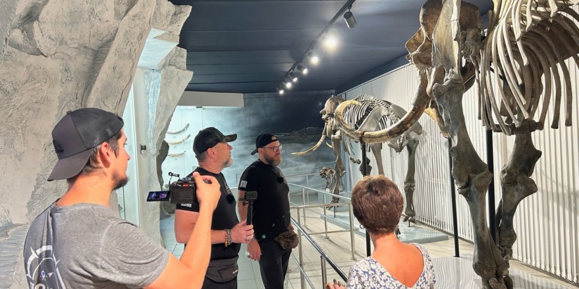 Блогеры-миллионники снимают новую программу в Новосибирске