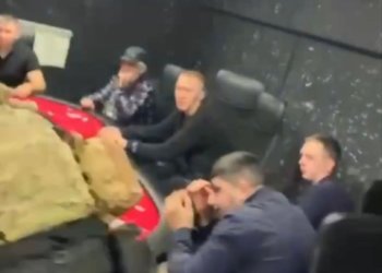 Суд Новосибирска рассмотрит дело организаторов покерного клуба на Богдана Хмельницкого