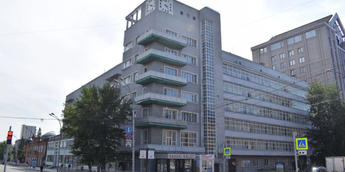 Противоаварийный ремонт проведут в Доме с часами