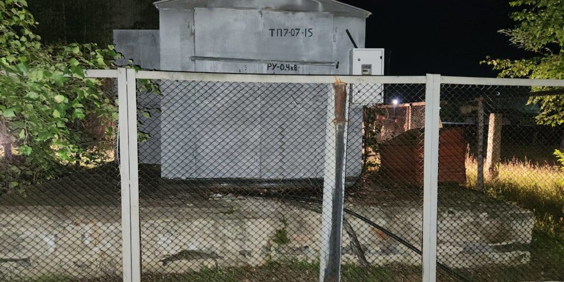 Подросток умер от удара током, пытаясь украсть медь из трансформатора