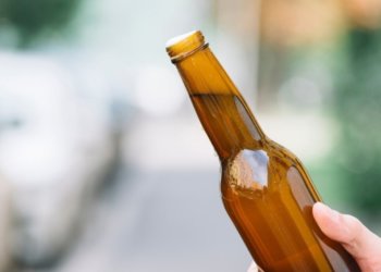 Вор-рецидивист в пятый раз пришел в любимый алкомаркет за выпивкой в Новосибирске