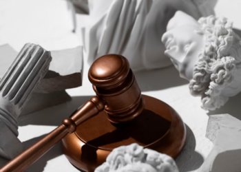 Новосибирца осудили за убийство предпринимательницы и ее сына 29 лет назад