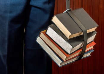 В Новосибирске на 10% выросло траты на подготовку ребенка к школе