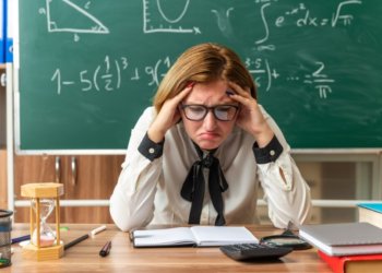 Дополнительные дни отпуска планируют установить в России для стрессовых профессий