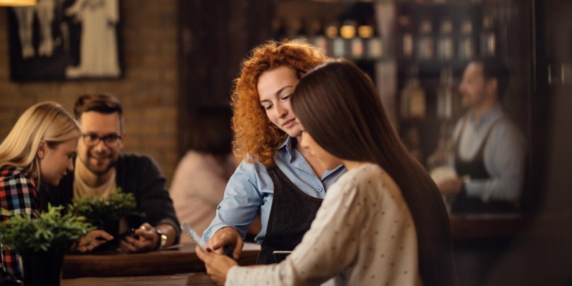 В Новосибирске закрывается последний ресторан сети People’s