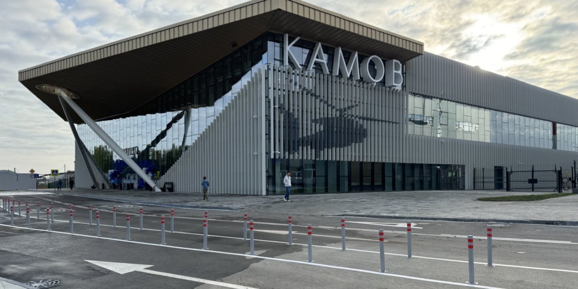 В аэропорту Томска построили новый терминал и установили два телетрапа