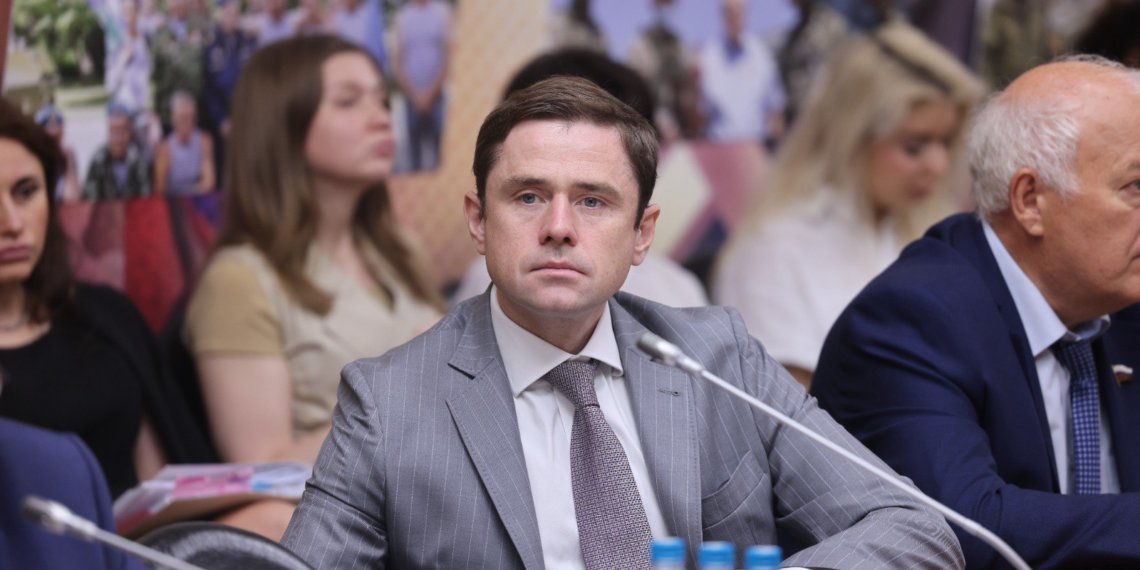 Депутат Аксёненко выступил соавтором законопроекта о строительных сберкассах