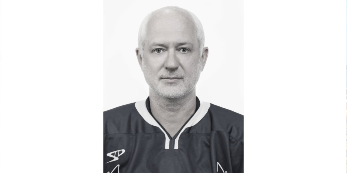 С погибшим хоккеистом команды «Филигран» Львом Чубаровым простятся в Новосибирске