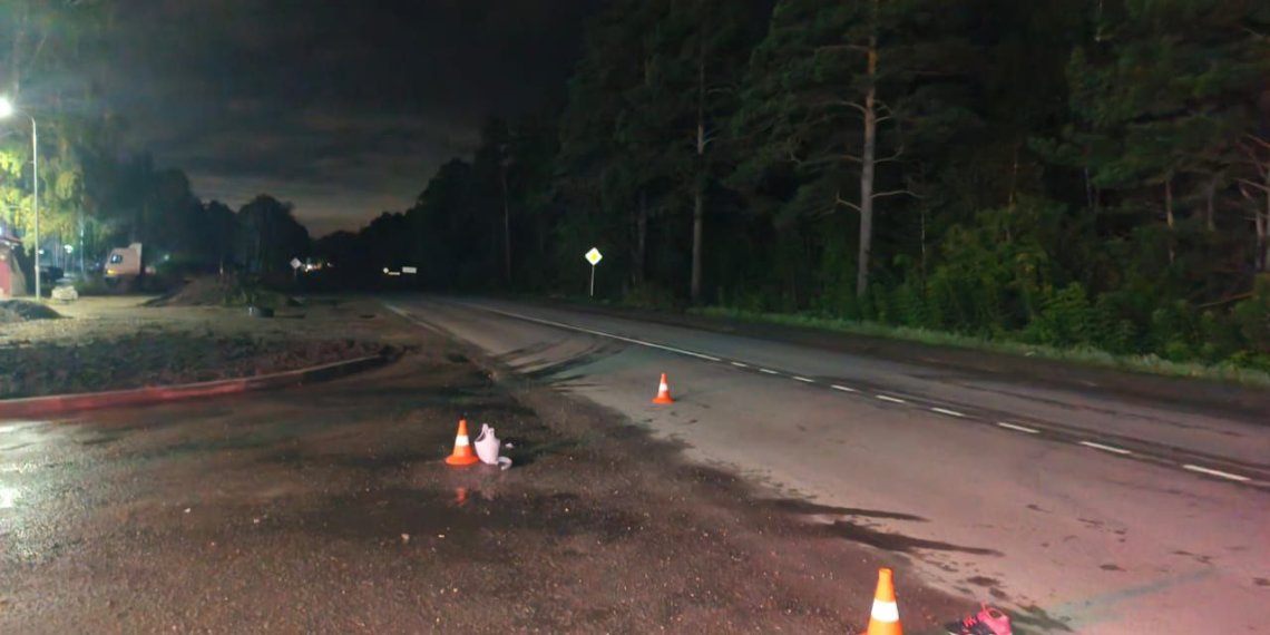 На Краснояровском шоссе Новосибирска водитель насмерть сбил пешехода