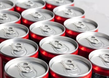 В Новосибирске планируют запретить продажу энергетиков несовершеннолетним на массовых праздниках