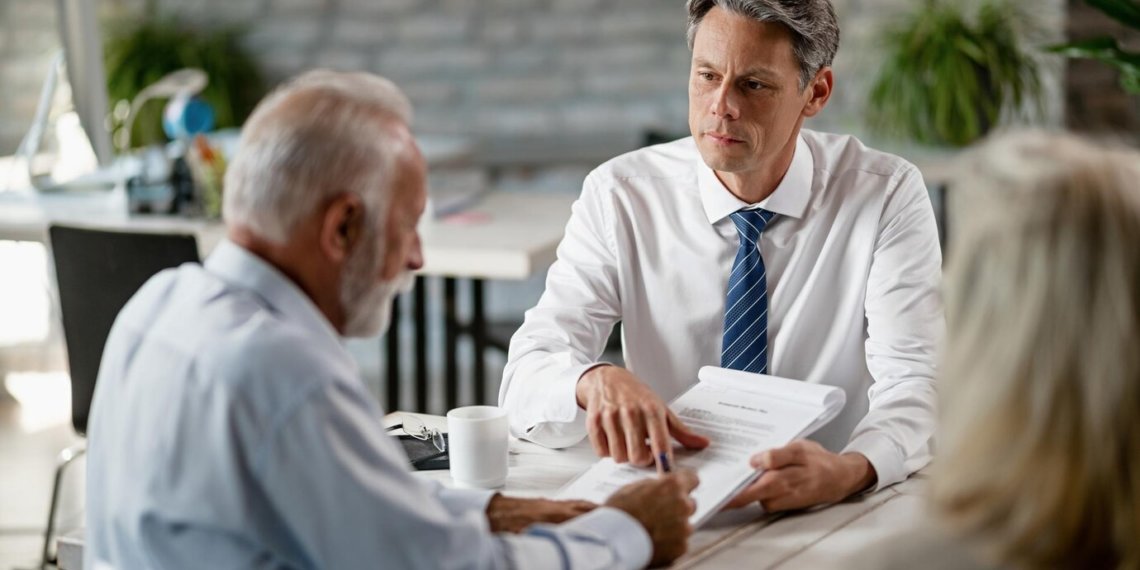 От жалобы до налогов и наследства – Сбер назвал самые популярные юридические услуги в Сибири