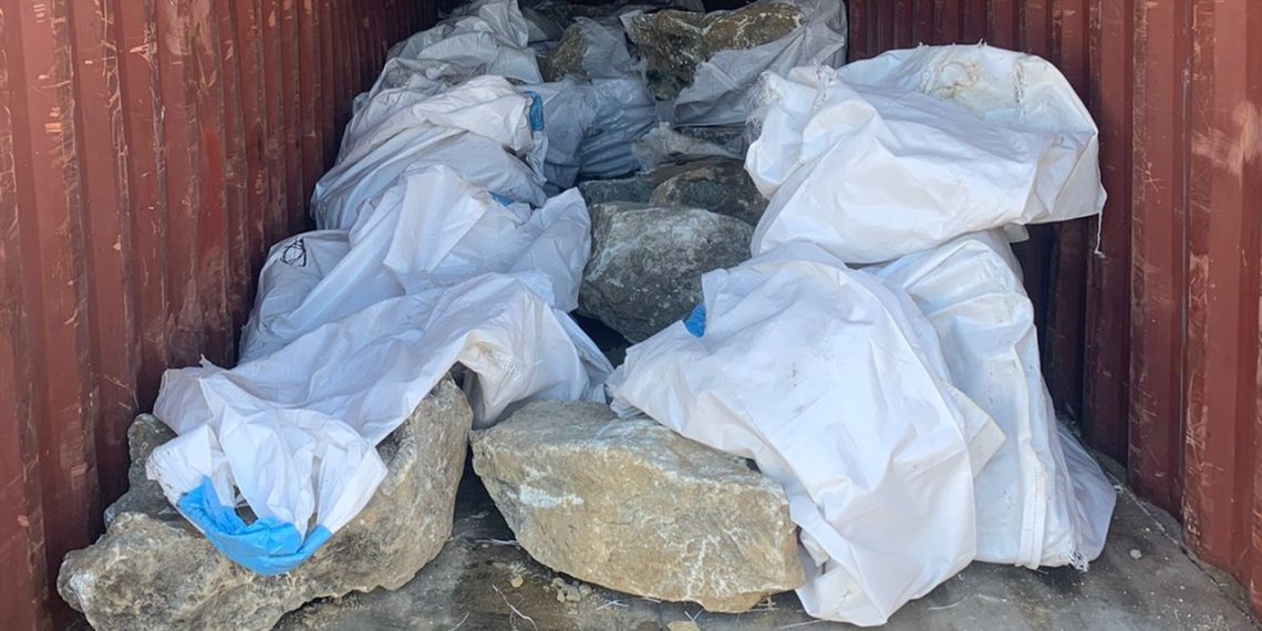 «Национальный камень Китая» пытались незаконно вывезти из Новосибирской области