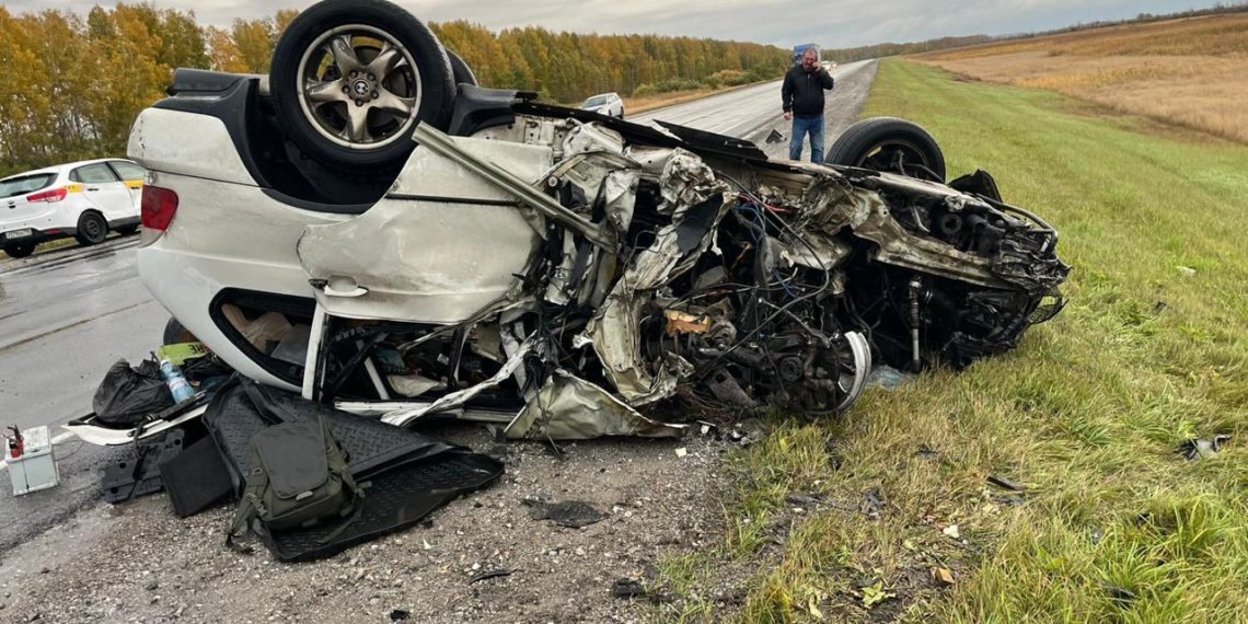 Водитель BMW X5 погиб при столкновении четырёх авто на новосибирской трассе 