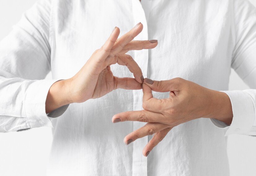 Приложение для быстрого перевода русского жестового языка разработали в Новосибирске