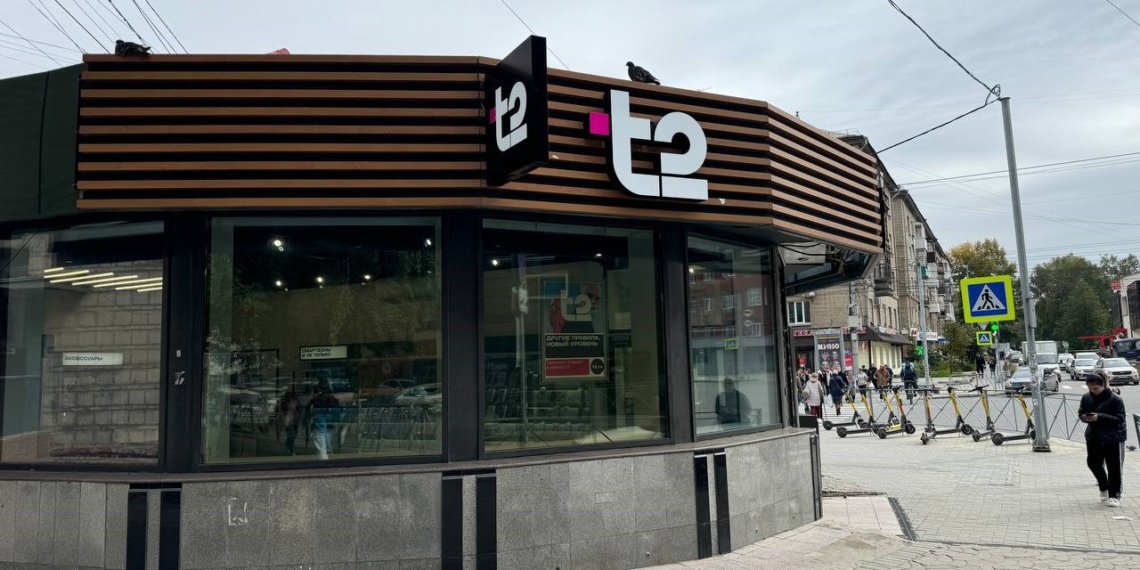 Т2 дарит скидки на смартфоны в новом салоне на Маркса