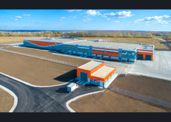 Три человека пострадали в результате обрушения крыши на птицефабрике под Новосибирском