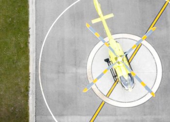 Школьники сожгли вертолет в Ноябрьске