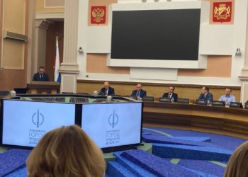 Ремонт автодорог, системы водоотведения и твердые коммунальные отходы: что обсуждали на заседании комиссии по городскому хозяйству