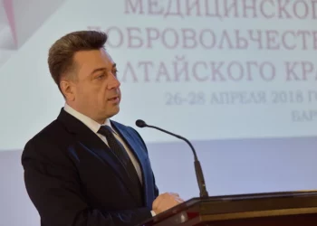 Две квартиры и автомобиль конфисковали у бывшего замминистра здравоохранения Алтайского края