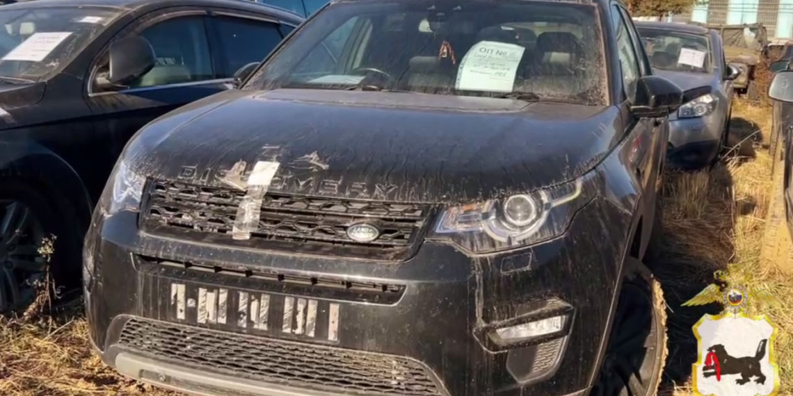 В Иркутске полицейские нашли машину, угнанную в Великобритании