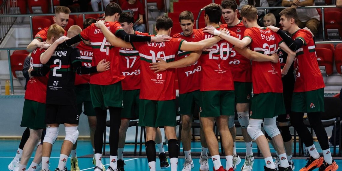 «Локомотив» всухую обыграл МГТУ в матче волейбольной Суперлиги