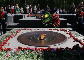 Вечный огонь погасят в Новосибирске 16 октября