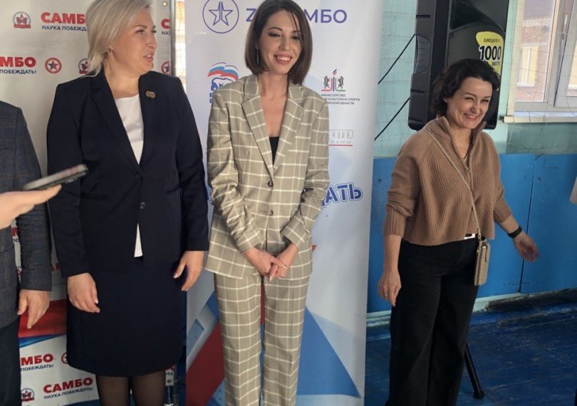 Новый зал самбо открыли в Новосибирском автотранспортном колледже