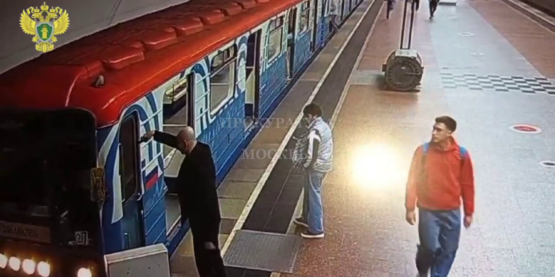 Россиянин угрожал игрушечным пистолетом машинисту поезда