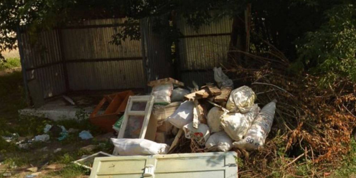 Несанкционированную свалку убрали после вмешательства прокуратуры в Новосибирске