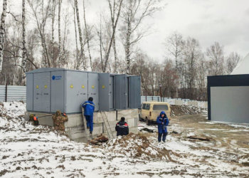 «Россети Новосибирск» подготовили электросети для подключения крытого футбольного манежа на Саде Дзержинского