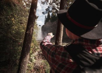 В Новосибирской области браконьера ждет тюрьма и крупный штраф в размере 800 тысяч за убийство лосей