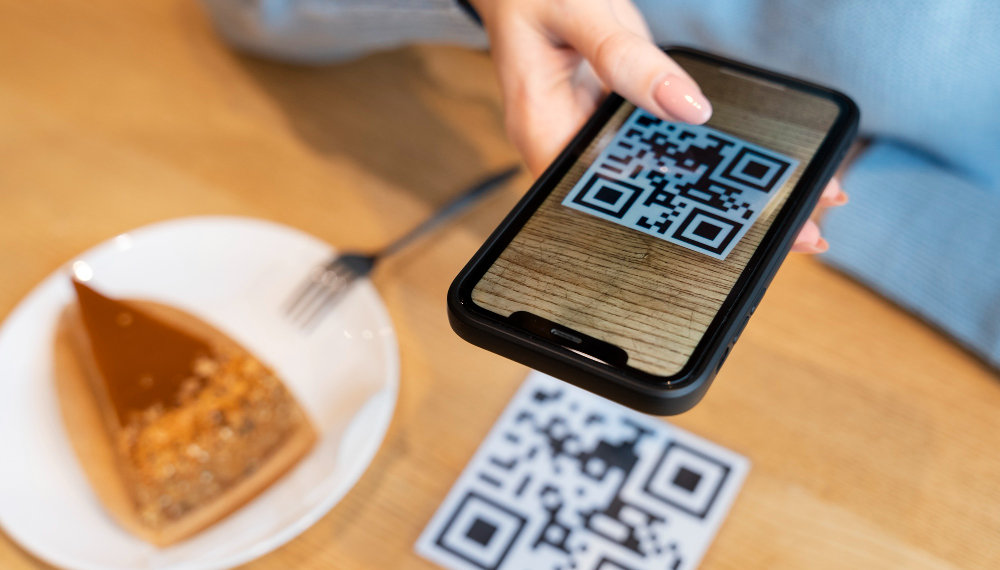 В Госдуме предложили ввести единый QR-код при безналичной оплате