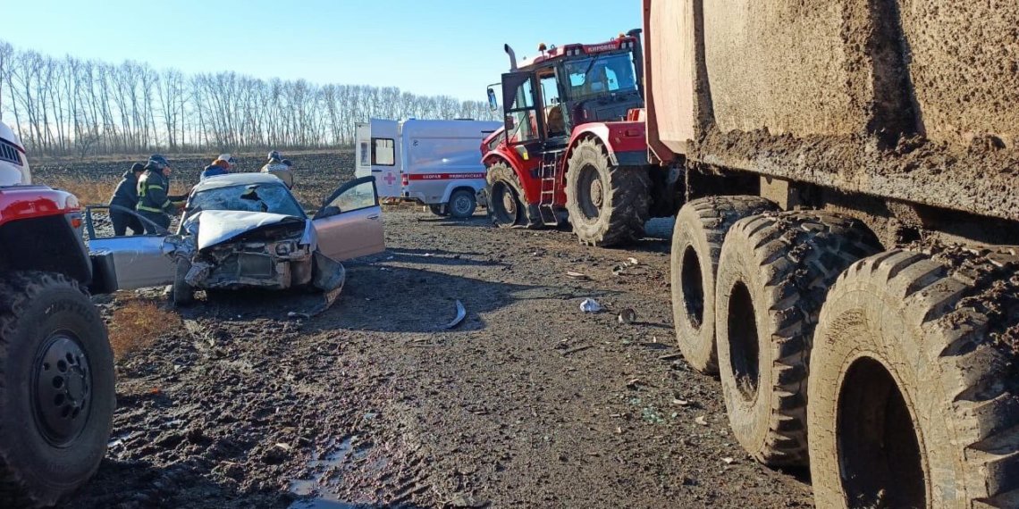 В Новосибирской области произошло смертельное ДТП с участием трактора