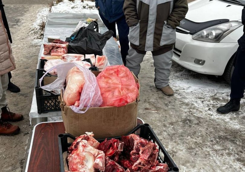 У нелегальных торговцев изъяли около 80 кг мяса в Новосибирске