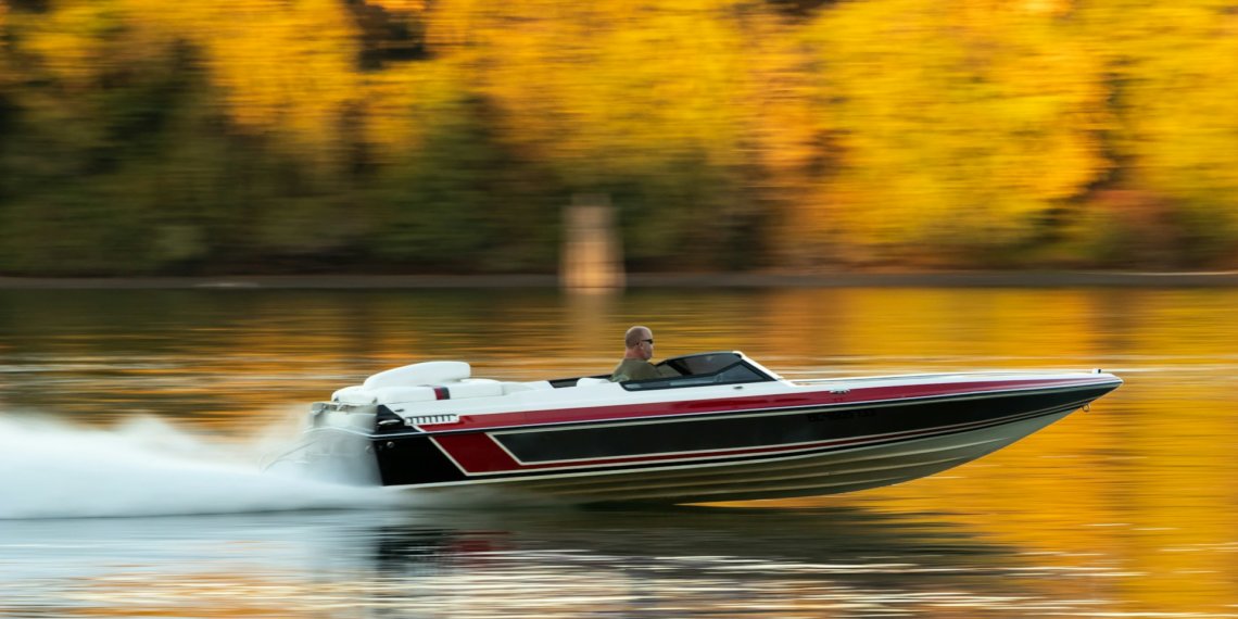 Штурман-лихач утопил мужчину в Сибири