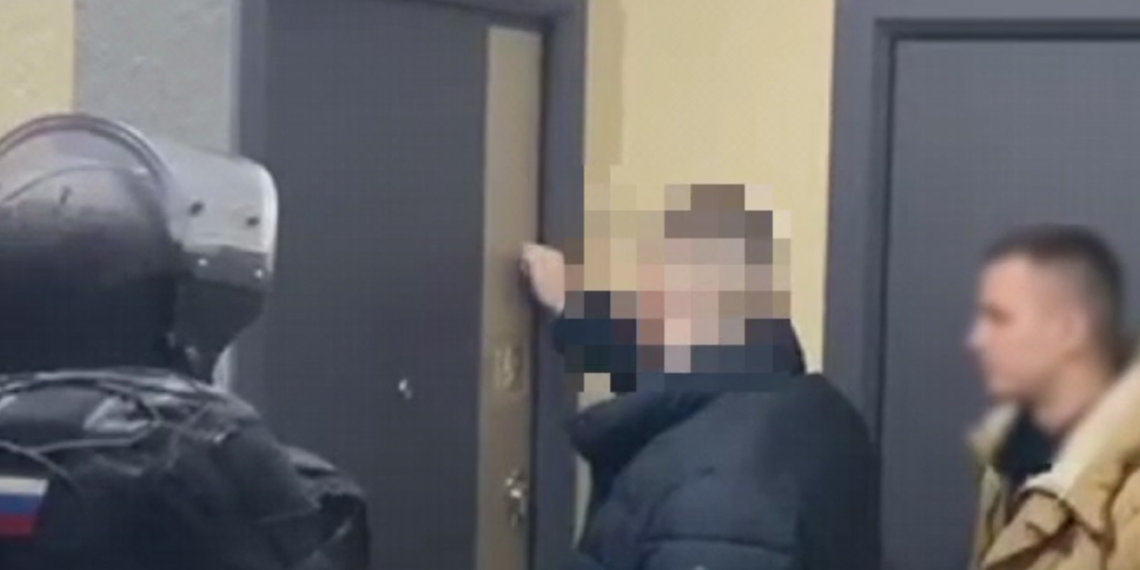 Нелегальное казино в нежилой квартире накрыли новосибирские силовики