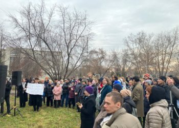 Как в Академгородке прошел митинг памяти жертв политических репрессий?