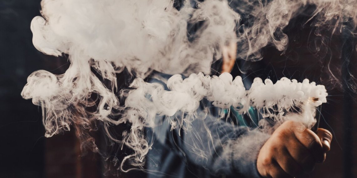 Большинство новосибирцев поддерживают запрет вейпов среди подростков