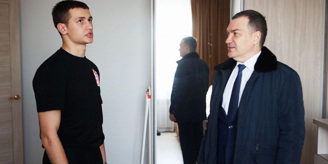 Новые квартиры получили дети-сироты в «Приозёрном» жилмассиве близ Новосибирска