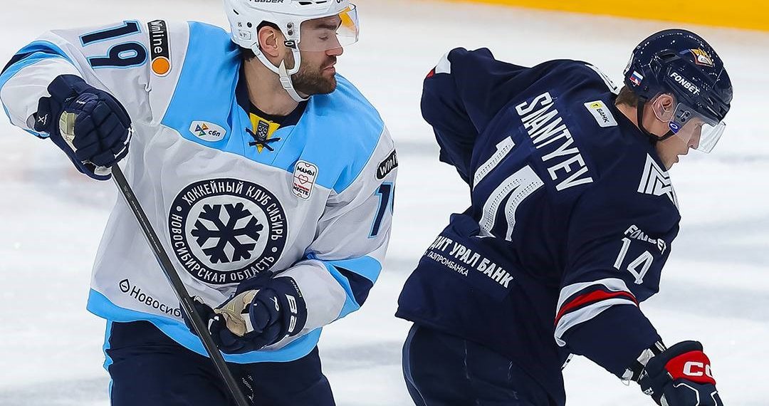 «Металлург» разгромил «Сибирь» в матче КХЛ