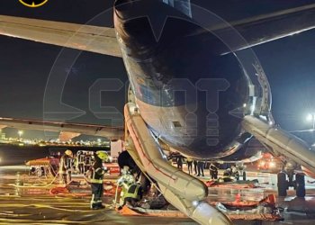 Полет с огоньком: самолет из Сочи загорелся при посадке в Турции